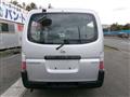 2001 Nissan Caravan