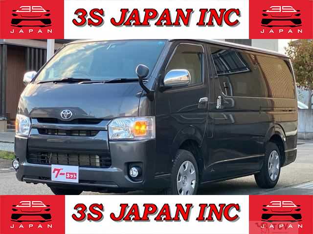 2010 Toyota Hiace Van