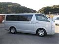 2006 Toyota Hiace Van