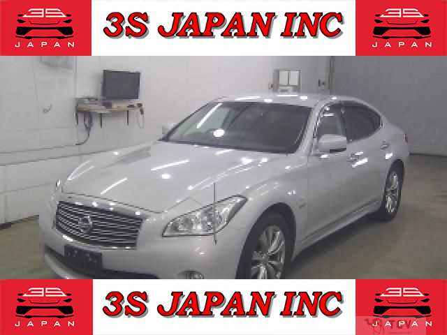 2011 Nissan FUGA HYBRID