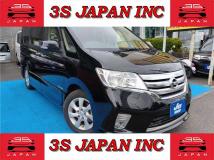 2012 Nissan Serena