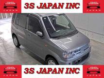 2013 Mitsubishi Toppo