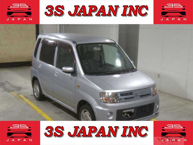 2011 Mitsubishi Toppo