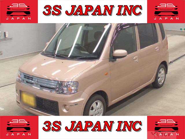 2012 Mitsubishi Toppo