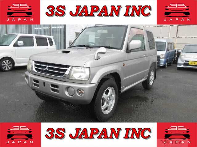 2004 Mitsubishi Pajero Mini