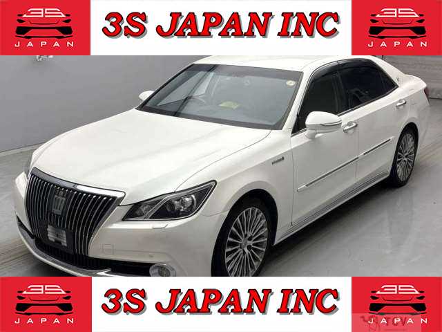2014 Toyota Crown Majesta