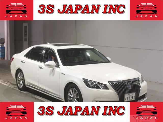2013 Toyota Crown Majesta