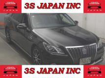 2014 Toyota Crown Majesta