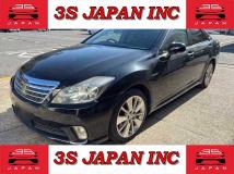 2010 Toyota Crown Hybrid