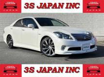 2010 Toyota Crown Hybrid