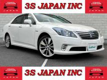 2010 Toyota Crown Hybrid
