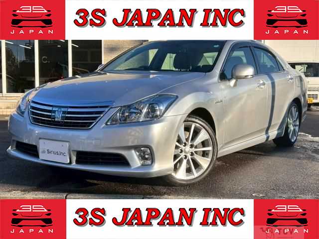 2010 Toyota Crown Hybrid