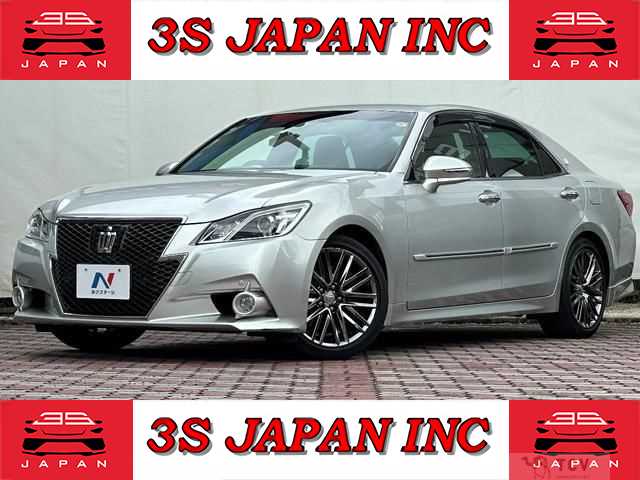 2014 Toyota Crown