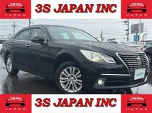 2013 Toyota Crown