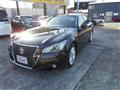 2013 Toyota Crown