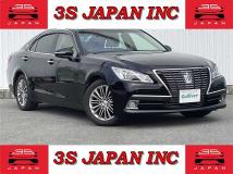2013 Toyota Crown
