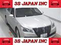 2013 Toyota Crown