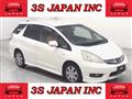 2013 Honda Fit shuttle