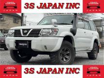 2000 Nissan Safari