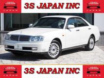 2000 Nissan Cedric