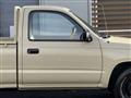 2003 Toyota Hilux