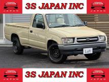 2003 Toyota Hilux