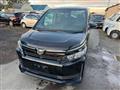 2014 Toyota Voxy