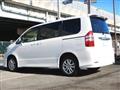 2010 Toyota Noah