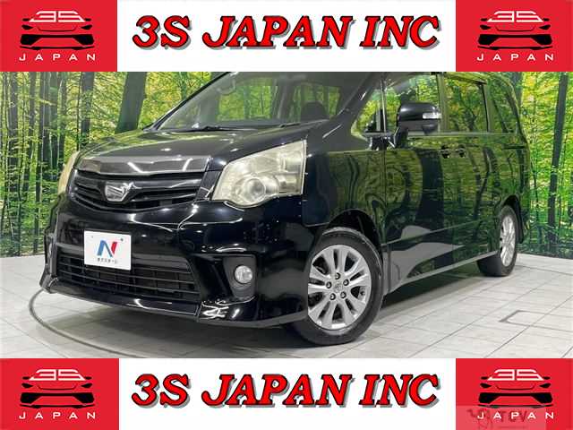 2012 Toyota Noah