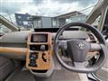2012 Toyota Noah