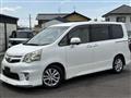 2012 Toyota Noah