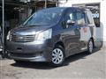 2010 Toyota Noah