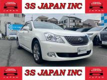 2011 Toyota Crown Majesta