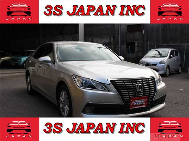 2013 Toyota Crown