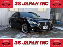 2013 Toyota Crown