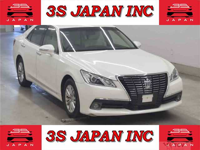 2014 Toyota Crown