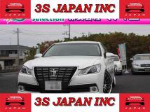 2013 Toyota Crown