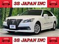 2013 Toyota Crown
