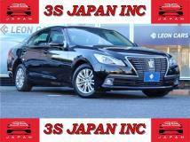 2013 Toyota Crown