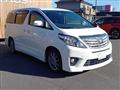 2013 Toyota Alphard
