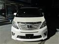 2013 Toyota Alphard