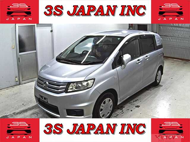 2011 Honda Freed Spike