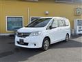 2013 Nissan Serena