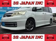 2009 Nissan Serena