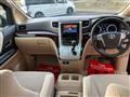 2012 Toyota Alphard