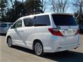 2013 Toyota Alphard