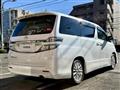 2012 Toyota Vellfire