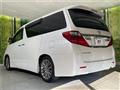 2013 Toyota Alphard