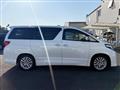 2013 Toyota Alphard