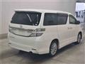 2013 Toyota Vellfire